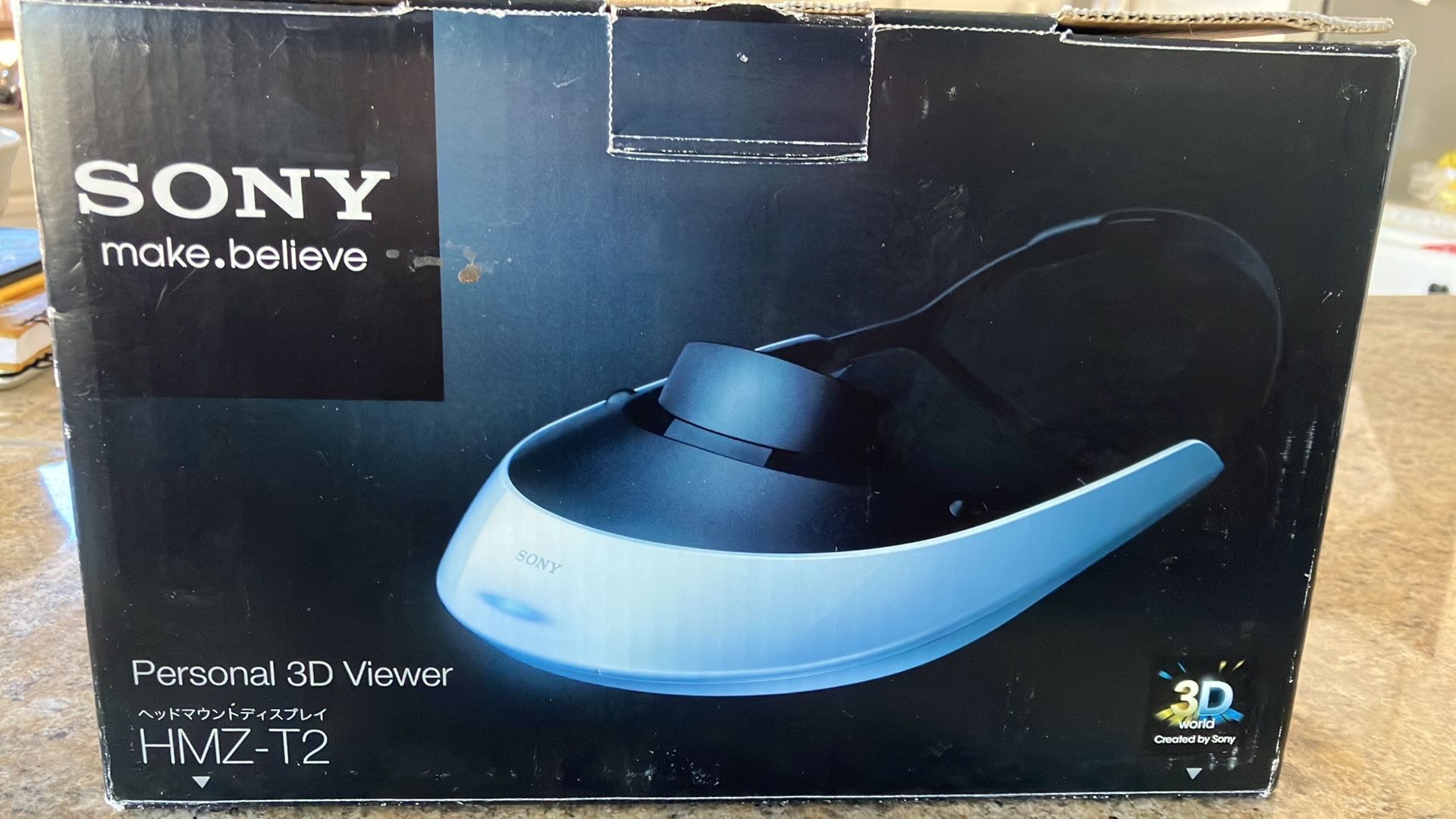 SONY “Personal 3D Viewer”HMZ-T2 SONY HMZ-T2 SONY Personal 3D