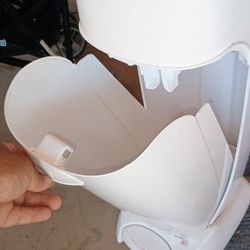 Diaper Genie (No Bags)