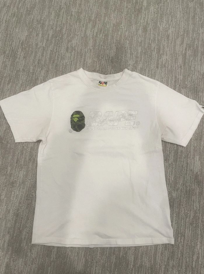 Bape Tee Size L 60$