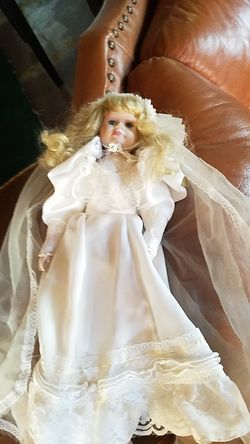 Doll bride