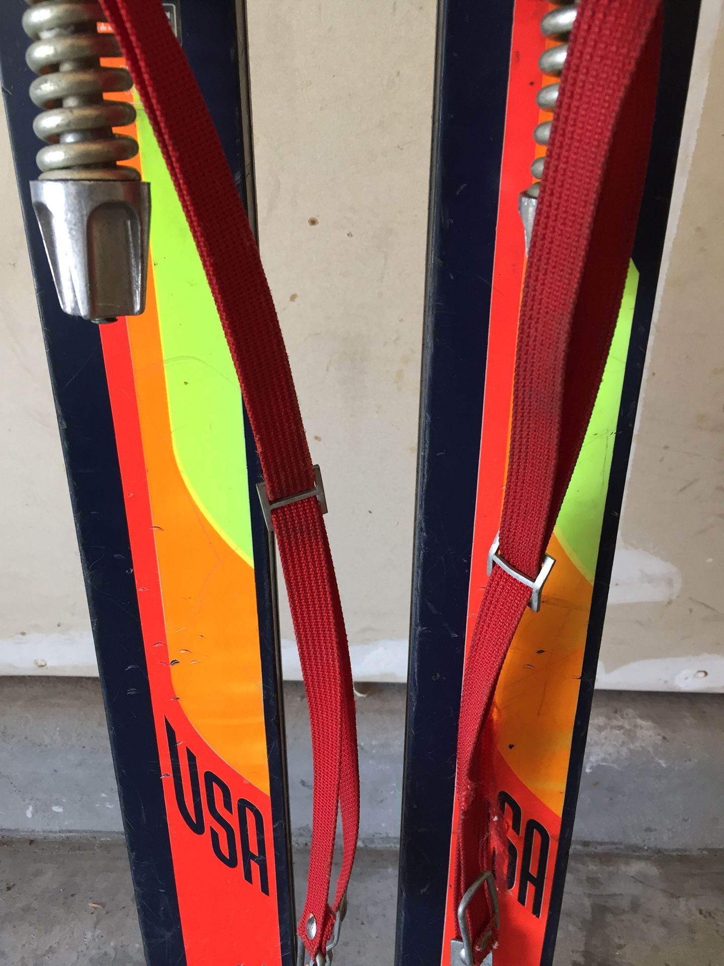 Vintage Snow skis for sale HEXCEL FIRELITE S 180cm Spademan bindings