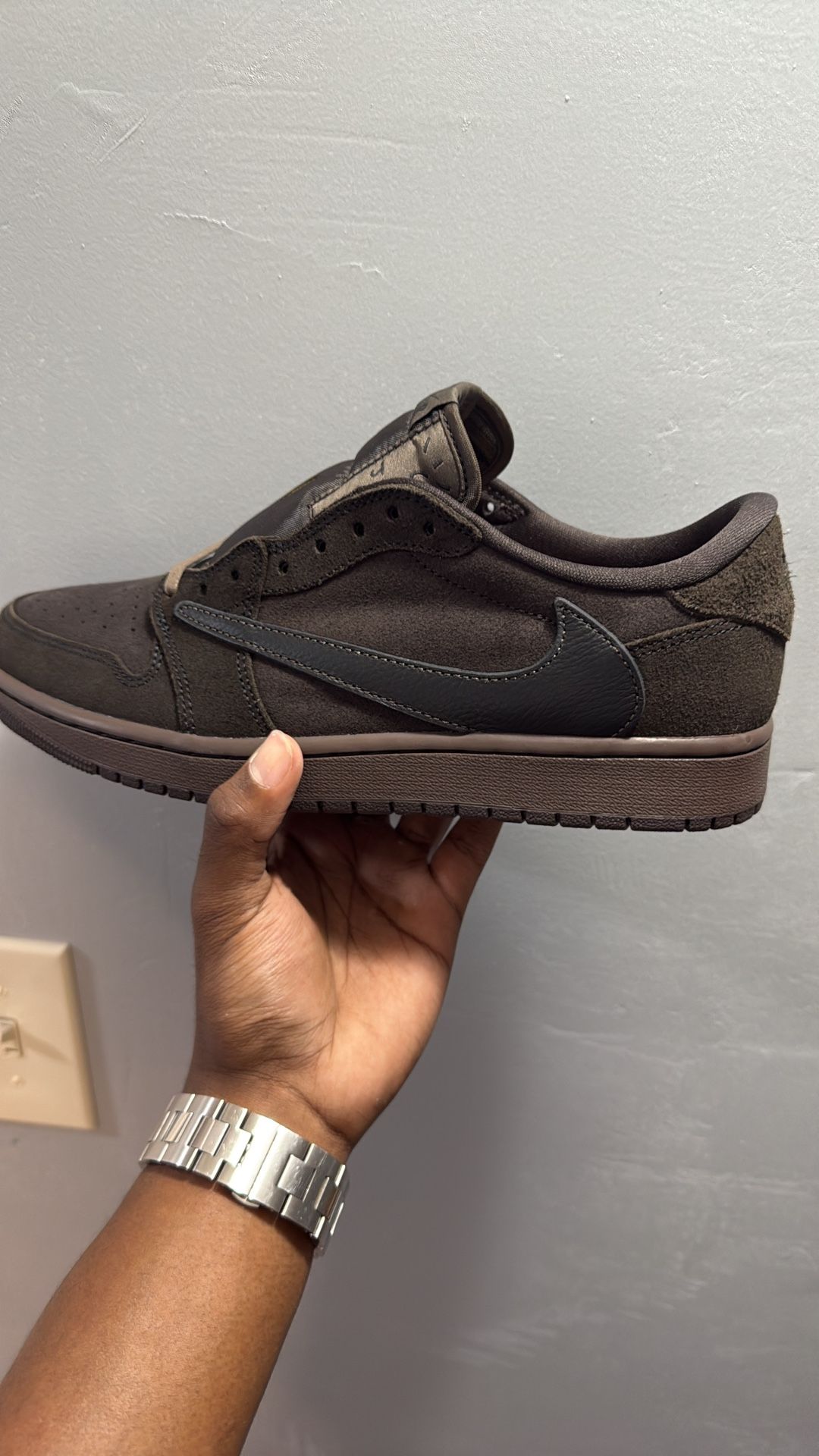 Travis Scott Jordan 1 Retro Low Top