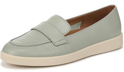 Naturalizer Karis Loafers Women's Size 8! Light Pastel Green