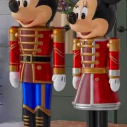 Mickey And Minnie Nutcracker