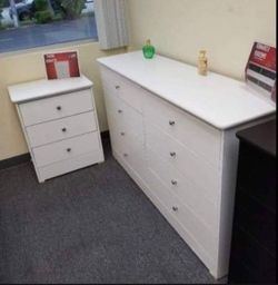 Eight drawers dresser with nightstand