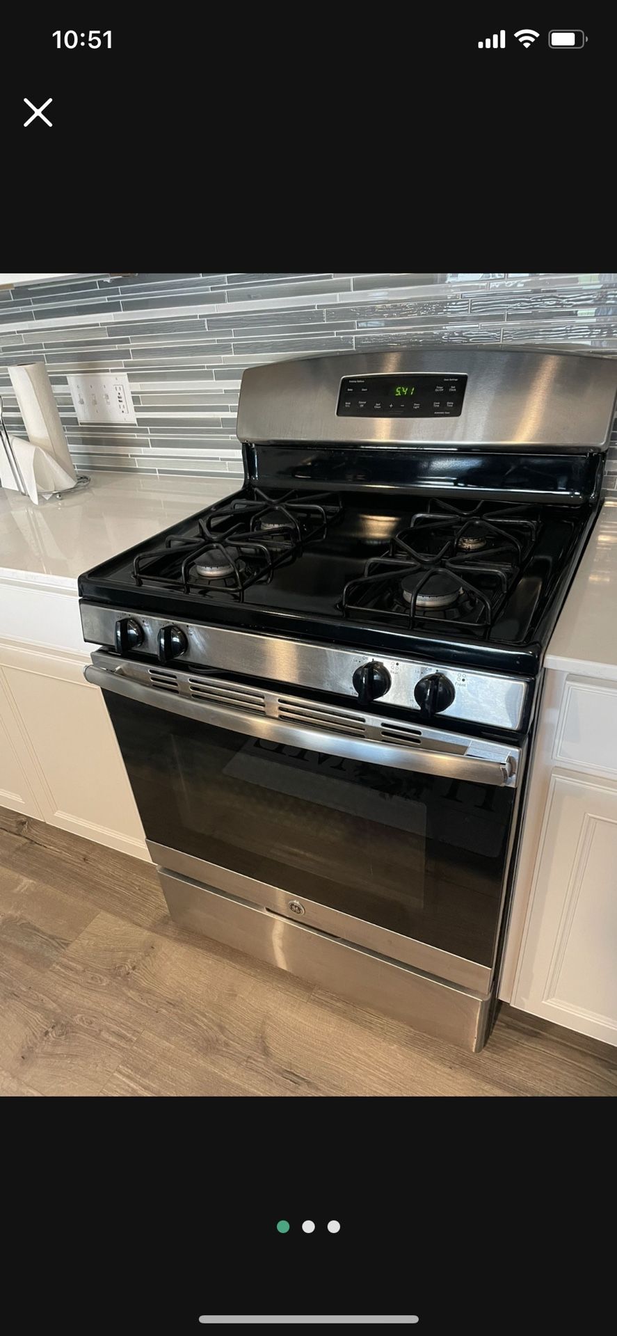 GE gas range