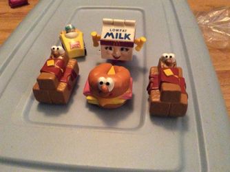 Vintage happy meal food lot