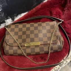 LOUIS VUITTON  Damier Ebene Favorite PM