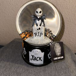 RARE Disney Nightmare Before Christmas 30th Jack Skellington Musical Snowglobe