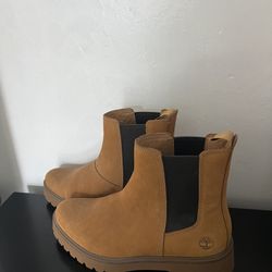 Timberland Women’s Boots 👢 Size 8.5 