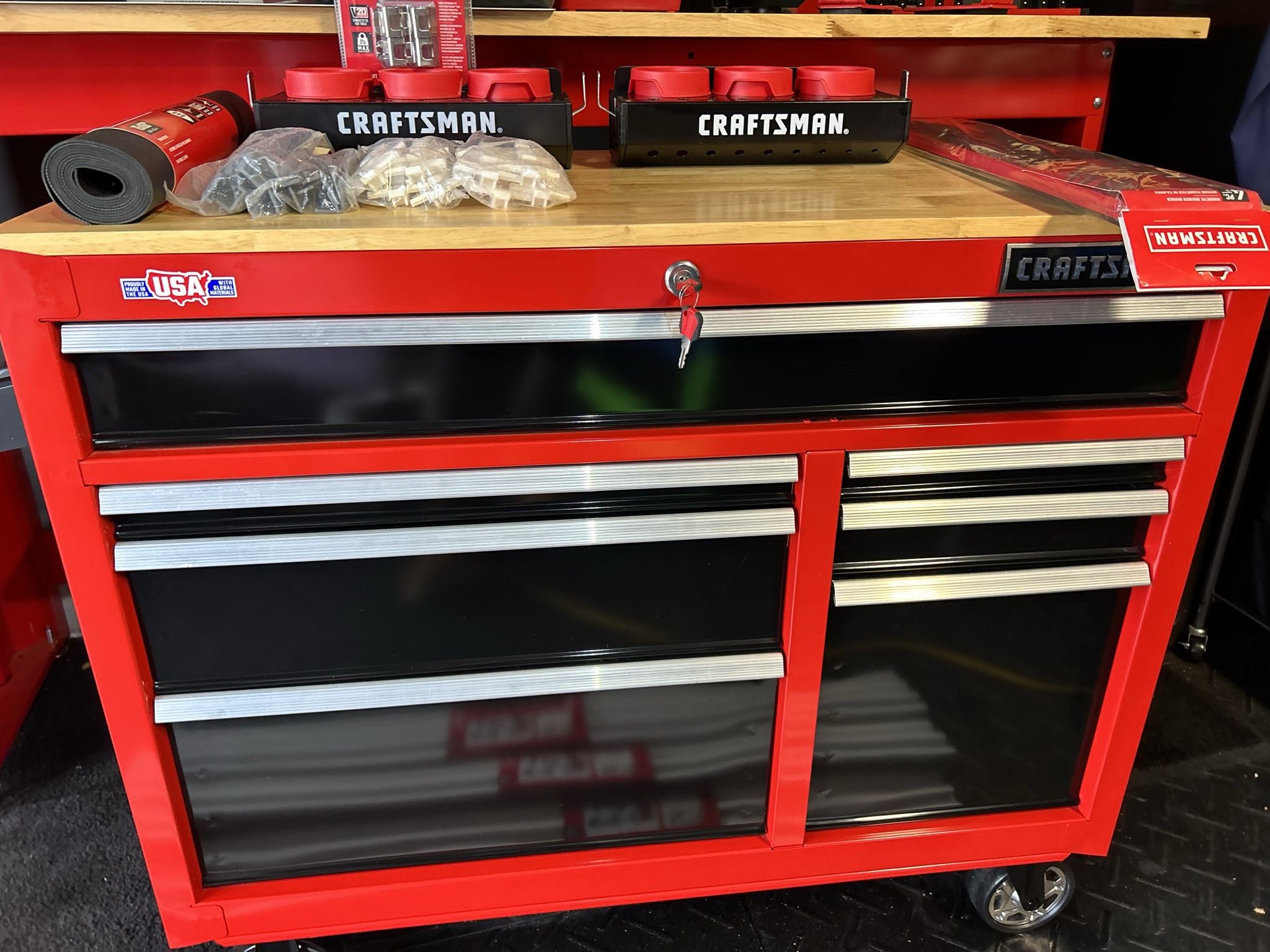 Craftsman Work Bench And Tool Cart Storage Brand New $600.