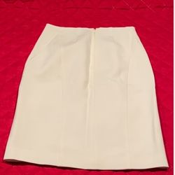 White House/black market lined pencil skirt