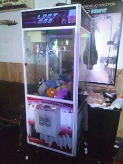Claw Machine