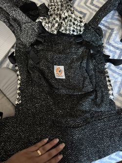 ergobaby Carrier