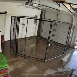 Dog Kennel 