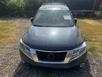 Parting out or whole parts car 2014 Nissan pathfinder