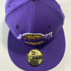 Los Angeles Lakers Size 71/8 Fitted Hat 5950