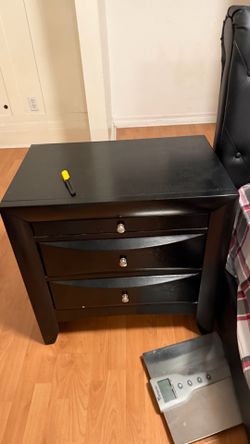 Night stand
