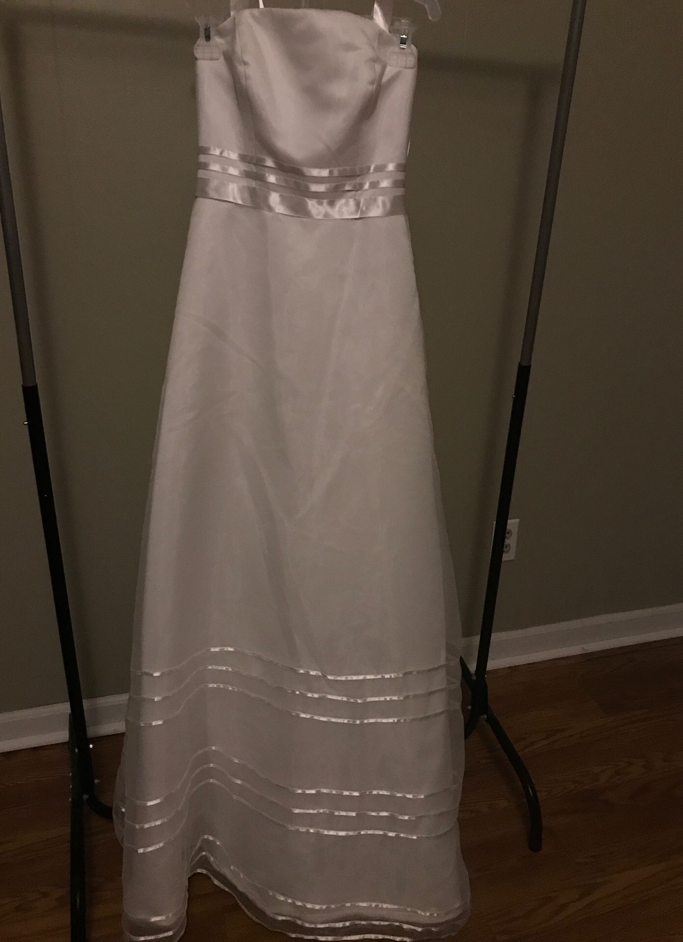 NWT White Wedding Dress Gown Size 4