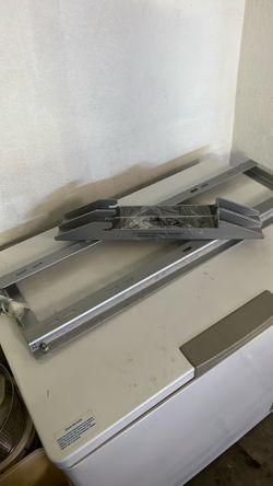 Tv wall mount