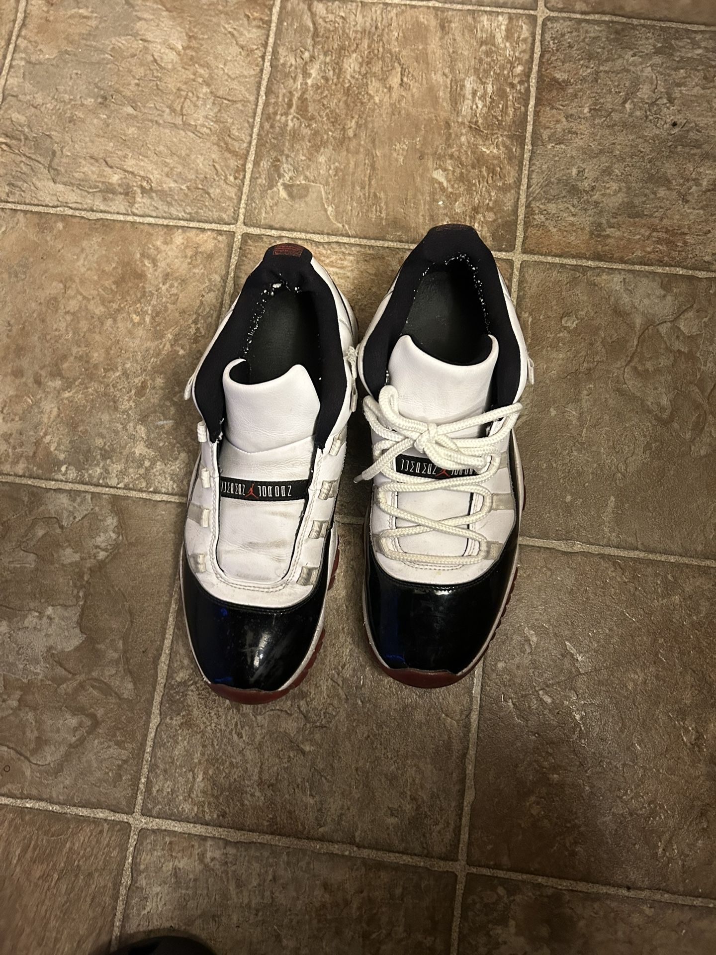 Retro Jordan 11 Low