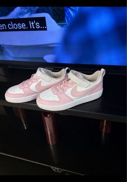 Nike Kids Low-Top Sneakers Pink and White