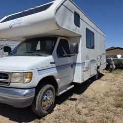 2000 SHASTA SPRITE 26FT CLASS C 50K ORIGINAL MILES 