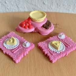 Loving Family Pastry Trays Set