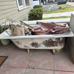 Cast iron Tub From 1922