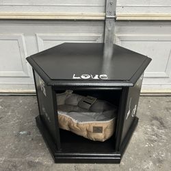 Cat House