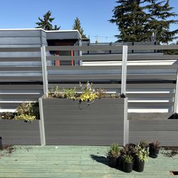 Vita Urbana Composite Planter Box
