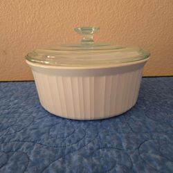 Corningware French White 2.5L Casserole Dish with Lid