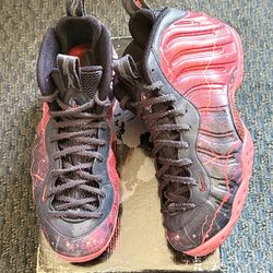 Nike Air Foamposite One “Stranger Things”