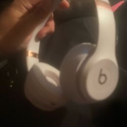 Beats Headphones Solo 4