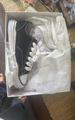 Masion Mihara Black And White 