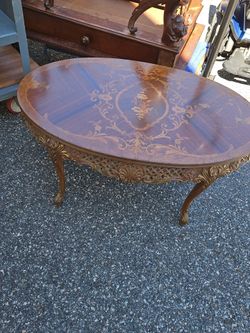 Vintage Victorian Style Italian Parlor Table