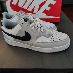 $60 NIKE COURT VISION, SIZE 10.5