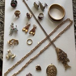 Vintage Fashion Jewelry Lot - Vintage Rings Signed Brooches 10k Filled Locket