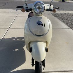 2020 Honda Metropolitan Scooter