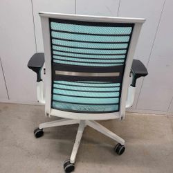 Steelcase Think Comfortable Ergonomic Task Chair 