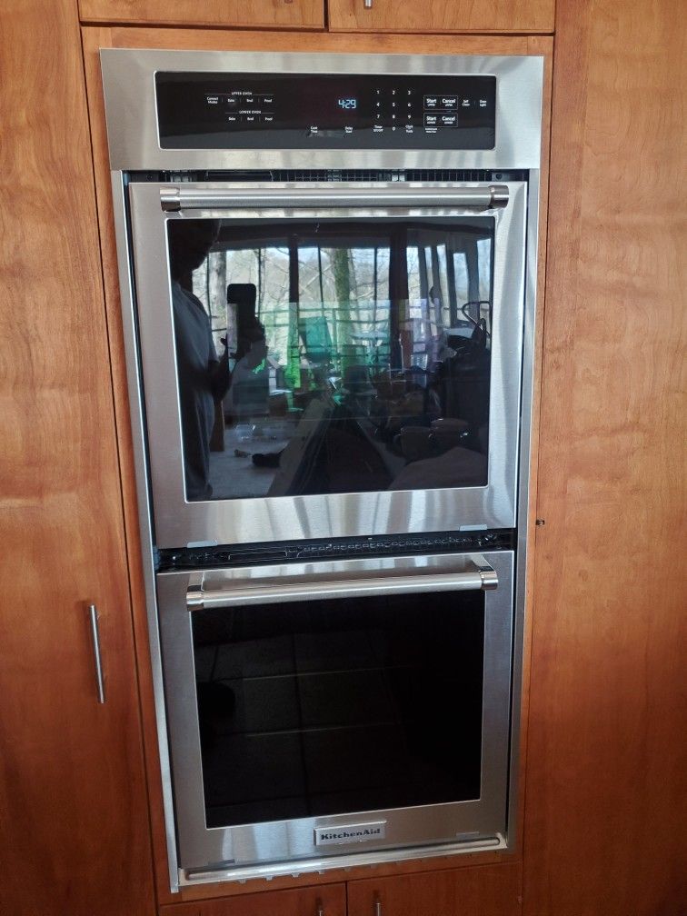 KichenAid Double Wall Oven