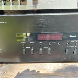 yamaha R-S202 Natural Sound Stereo Receiver