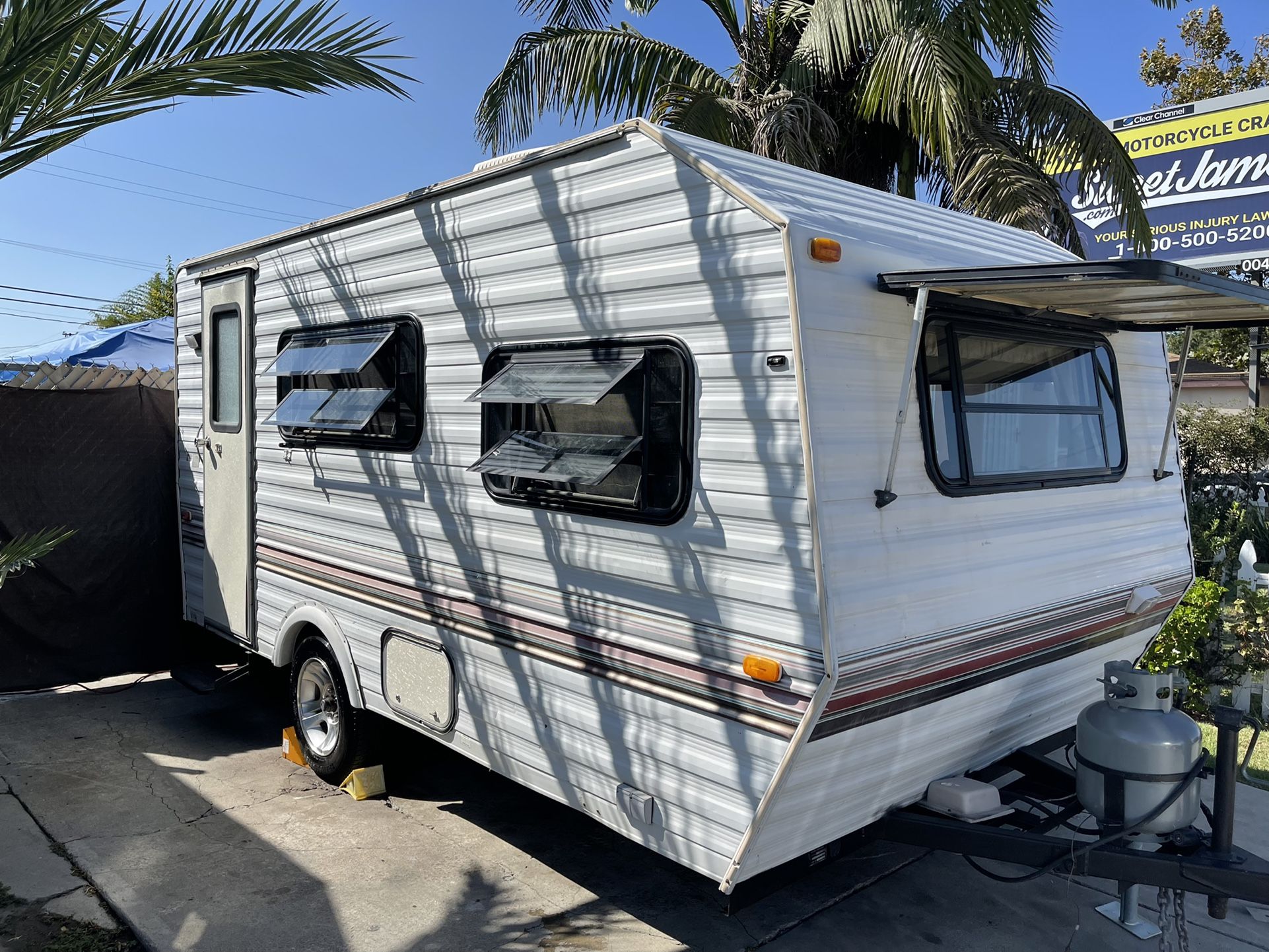 1991 Nomad Travel Trailer 16 Ft