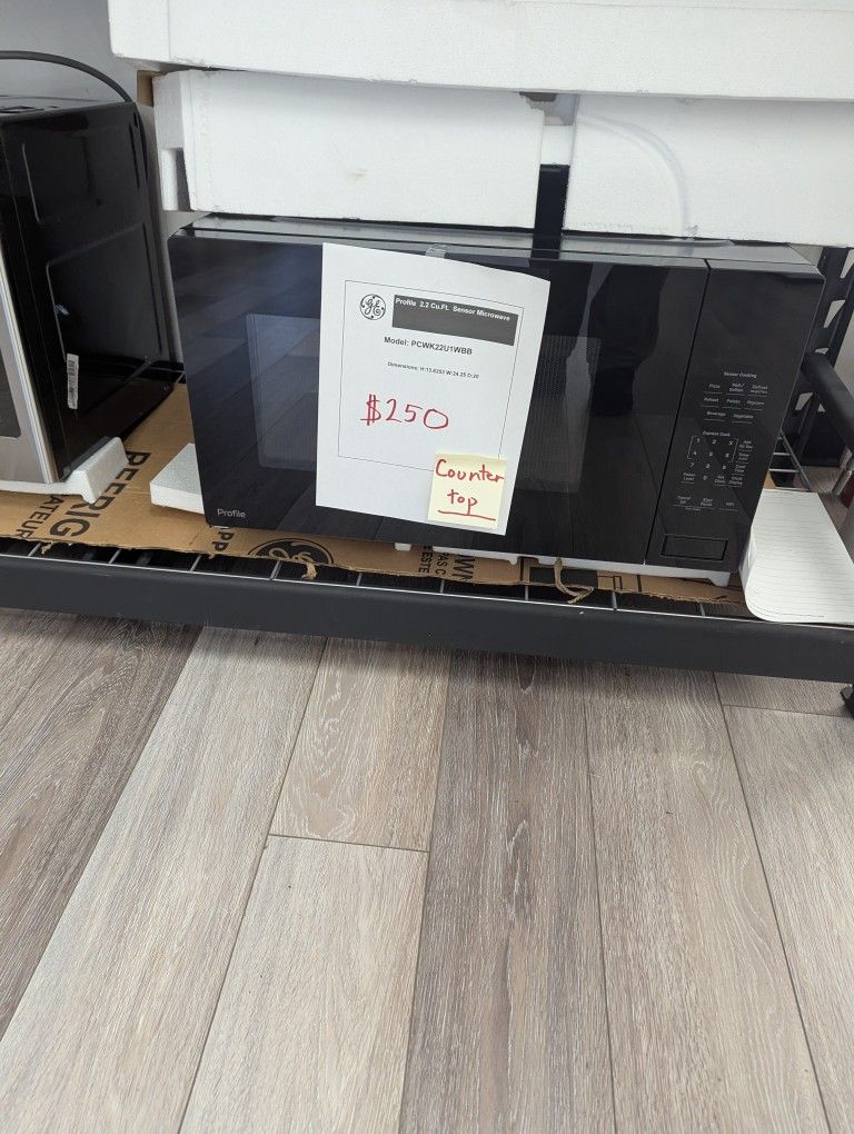 GE Profile 2.2 Cu.Ft. Sensor Microwave. 1 Year Warranty