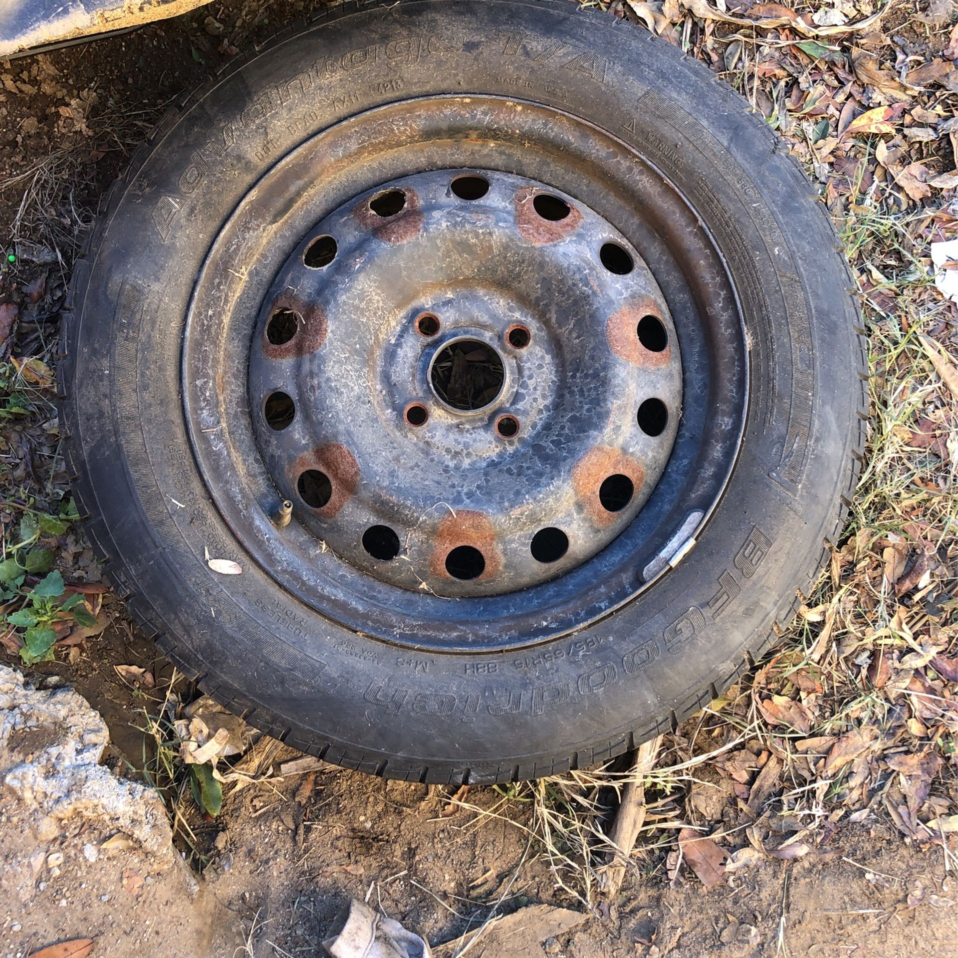 Free 185/75/r15 Rim And Tire