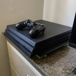 PS4 Pro 