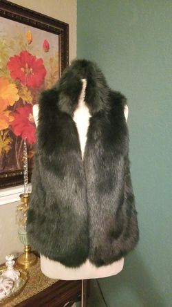 Gibson Latimer Green faux fur vest size M