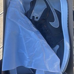 Shadow Air Jordan 1 Retro 1 Satin 🔥🔥🔥🔥size 12w Men’s 10.5 Asking $150 Obo Need Gone Asap!! 10/10 Condition 