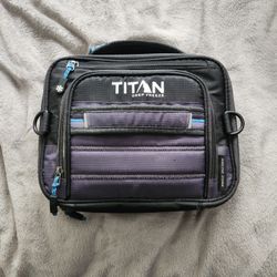 Titan Deep Freeze Lunchbox 
