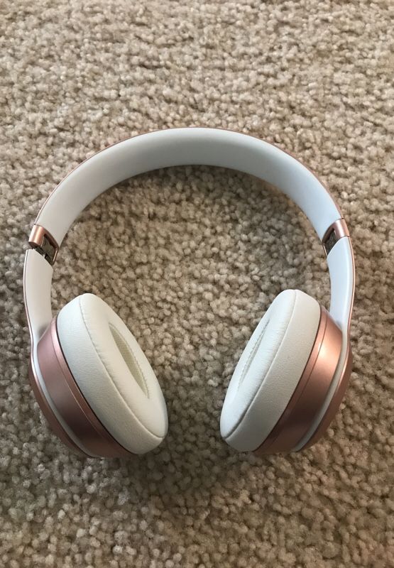 Beats Solo 2 wireless and cord